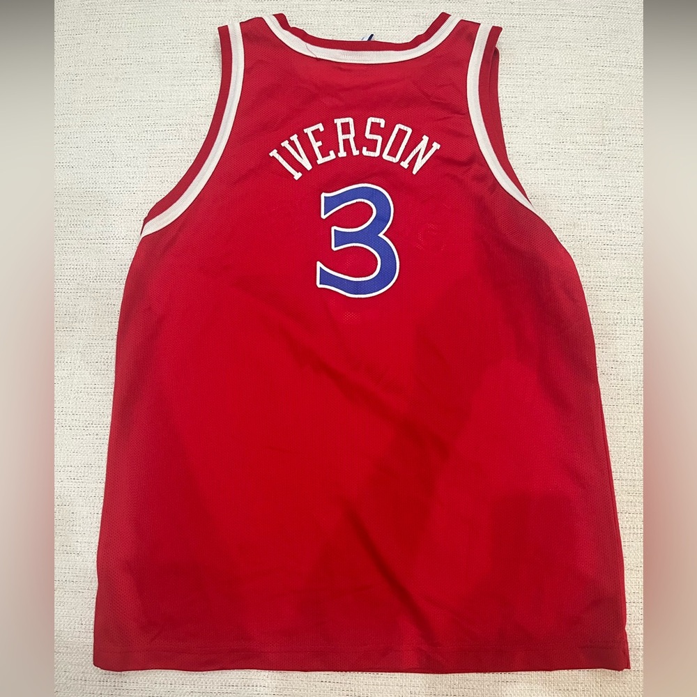 Allen Iverson Youth XL champion Jersey. Throwback vintage 76ers.